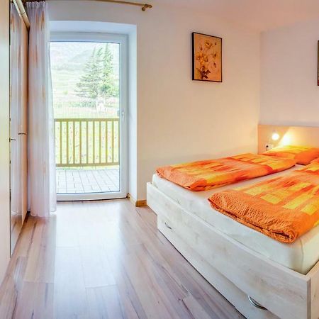 St. Urbanhof Apartment Термено Екстериор снимка