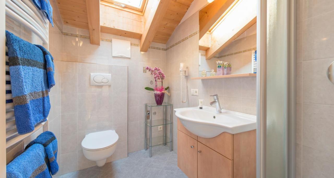 St. Urbanhof Apartment Термено Екстериор снимка