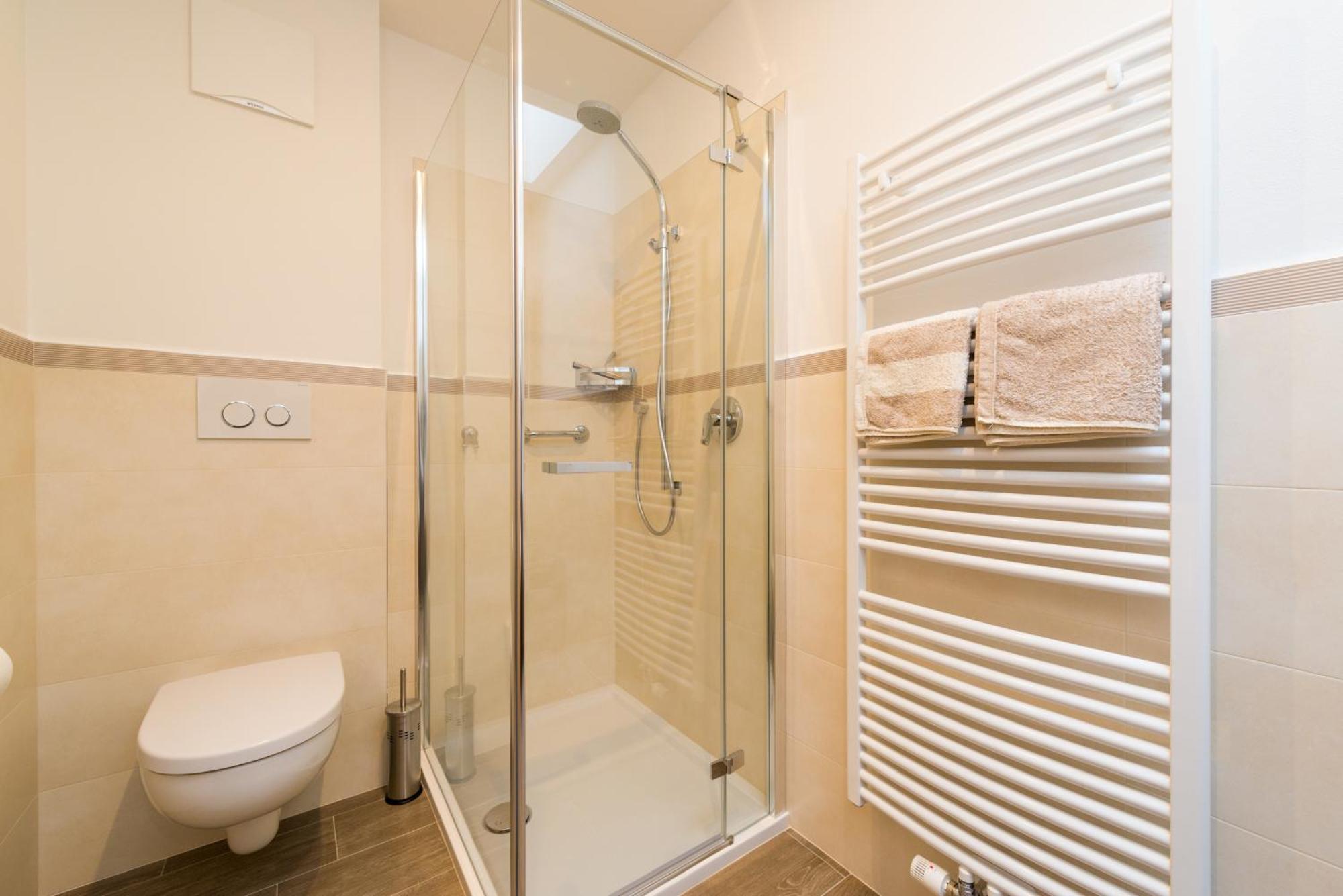 St. Urbanhof Apartment Термено Екстериор снимка